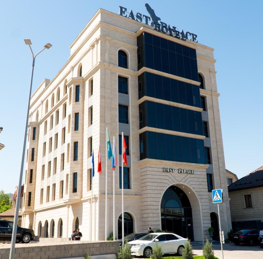 East Palace Hotel Alma-Ata Buitenkant foto